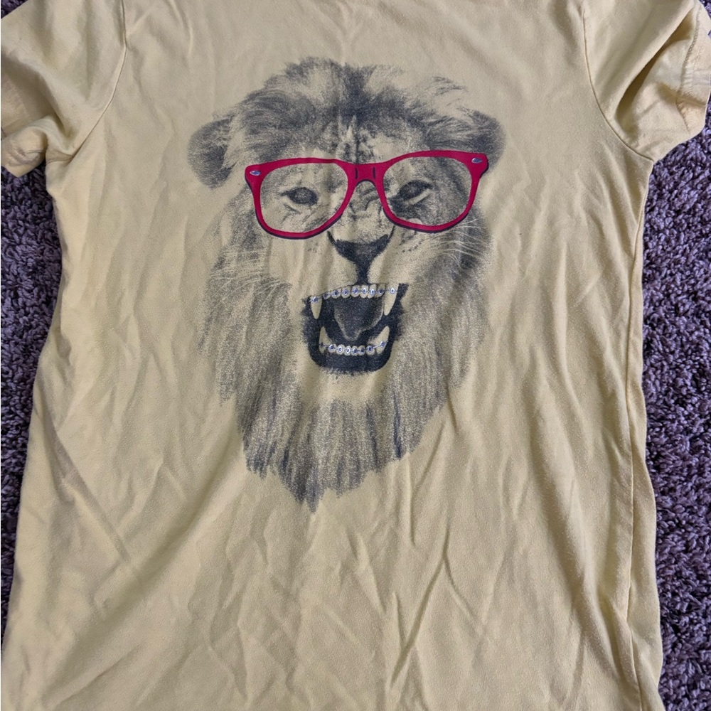 Yellow T-Shirt with Lion and Red Glasses Youth M (8-10)